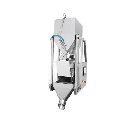 1 head linear weigher close up on white background
